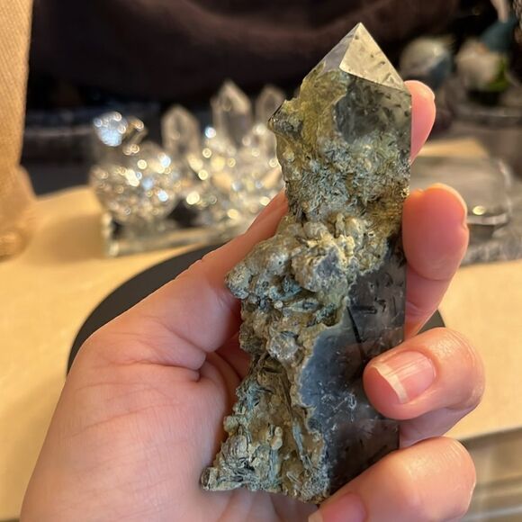 Prehinite with Epidote crystal tower for dreams - Picture 5 of 5